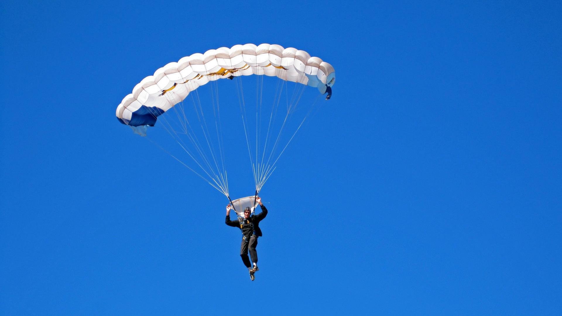 这一扣让球馆沸腾